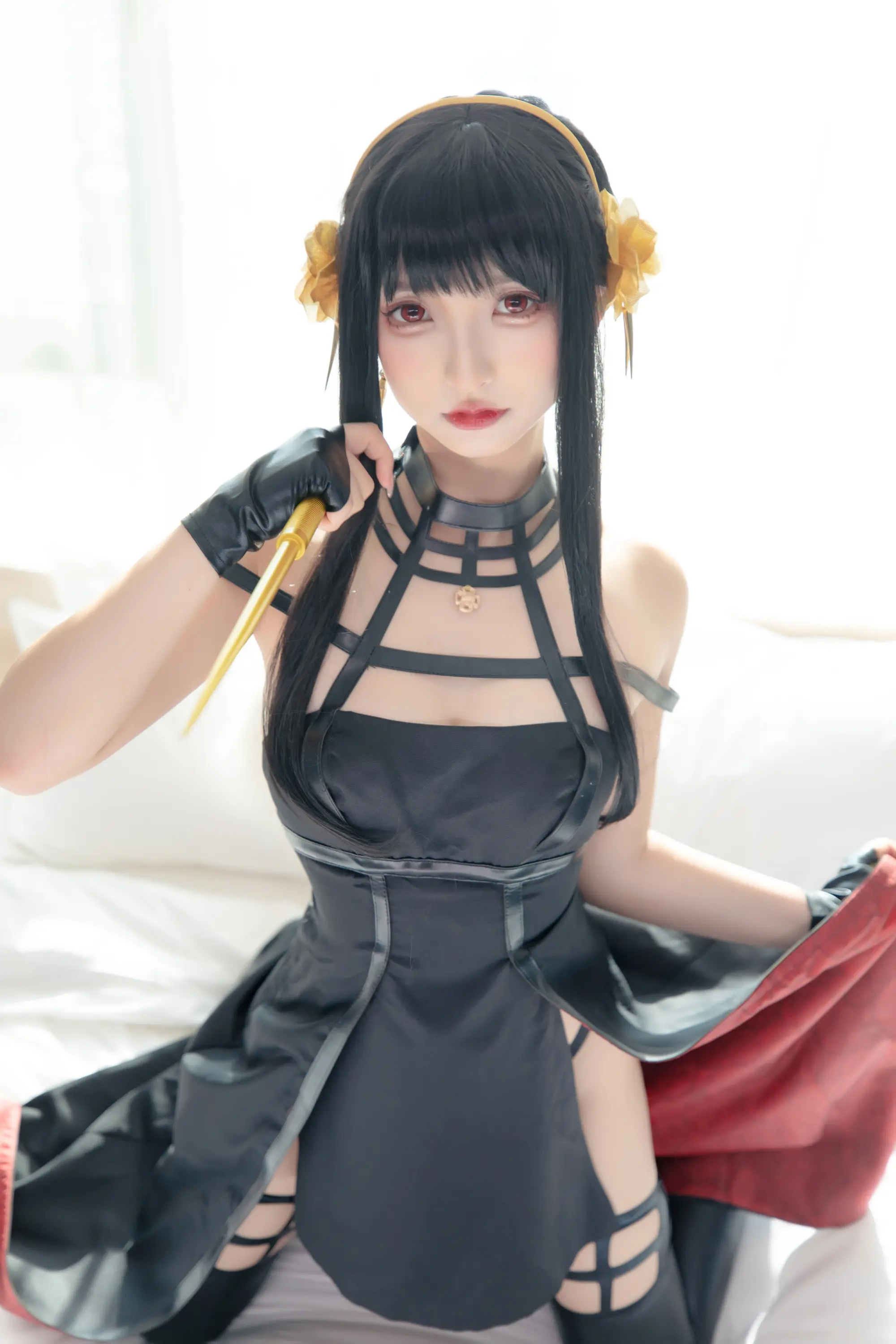 Spy x Family cosplay by Mafuyu Kagurazaka as Thorn Princess